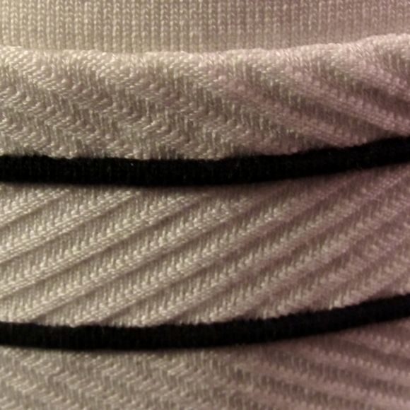 ❣️ Sexy Bodycon Cream-Black Stripe Texture Pencil Skirt - MJ - Picture 5 of 8